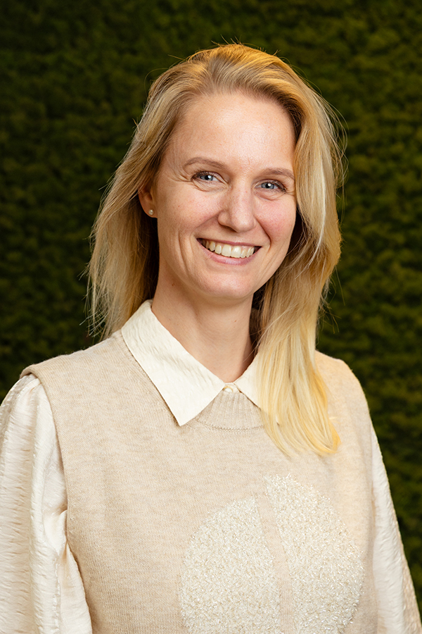 FotovanDana-LR-Portret-Evelien Vedder-Hooijberg-Praktijkondersteuner Somatiek